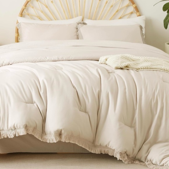 Beige Queen Comforter Set, 3 Pieces - Picture 3 of 3